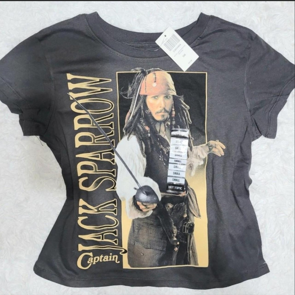 Hot Topic Dark Grey/black Captain Jack Sparrow Crop Tee Women's US Small! ✨️ NWT
